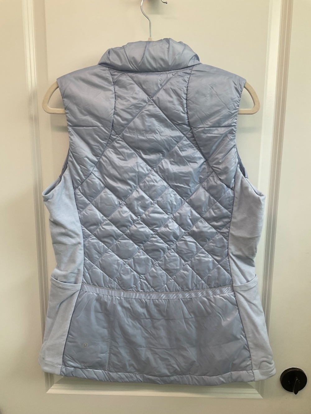 Lululemon Down For A Run Vest *Goose Down Quilted Cool Breeze 12 - Picture 6 of 9